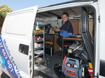 Master Locksmith Store Wallingford, CT 203-278-5084 - 24-hr-mobile-locksmith